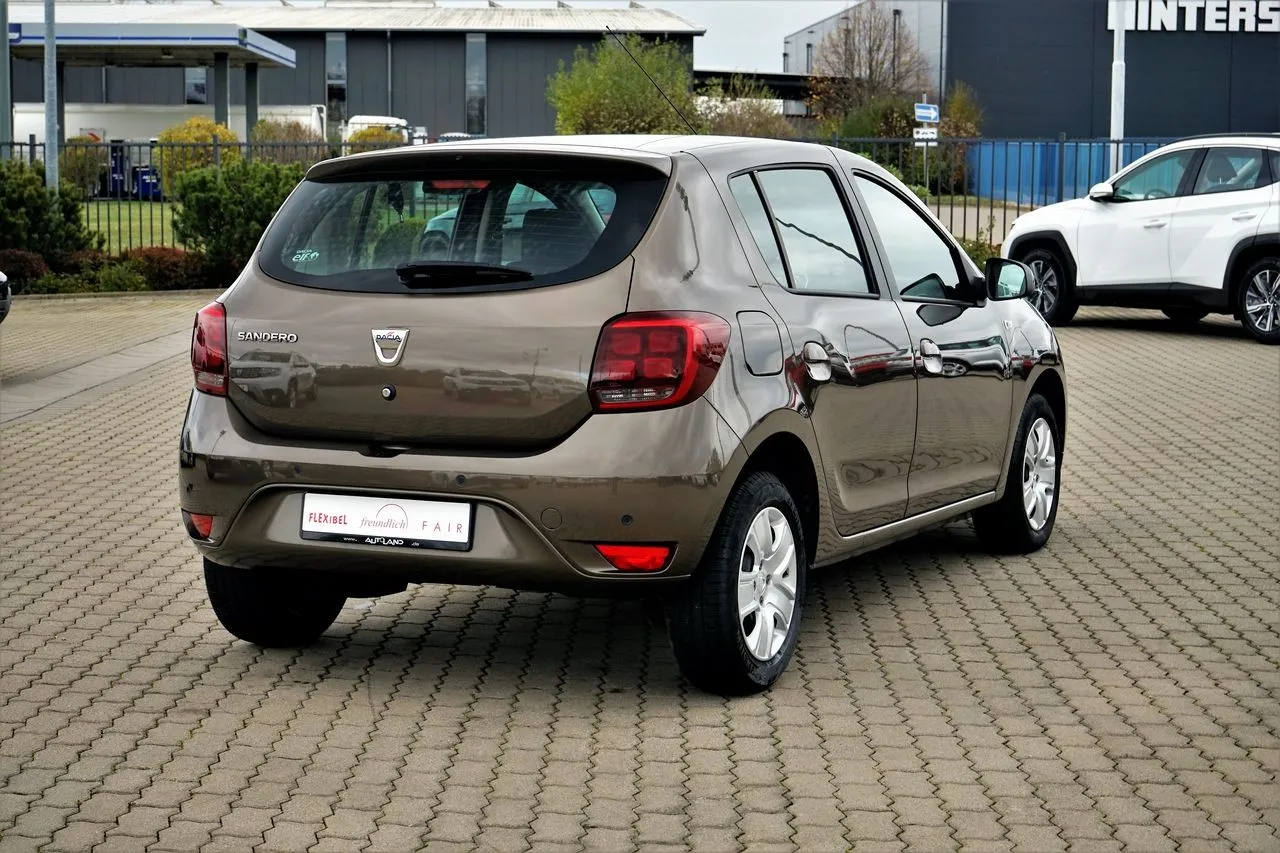 Dacia Sandero TCe 90 Automatik Navi...  Image 4