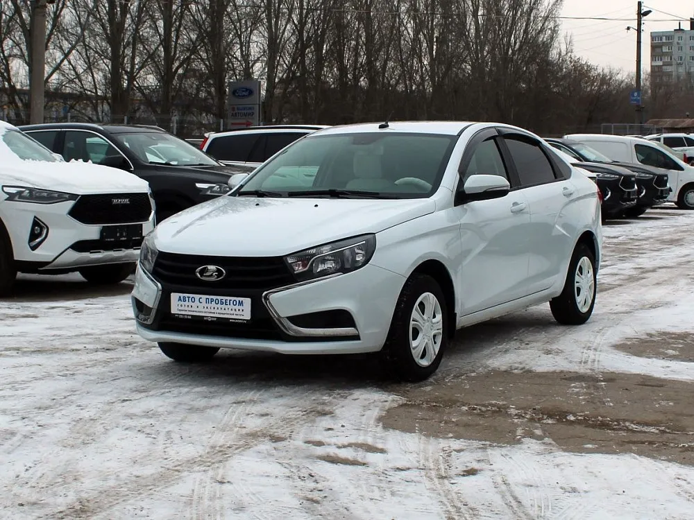 Lada Vesta Image 1